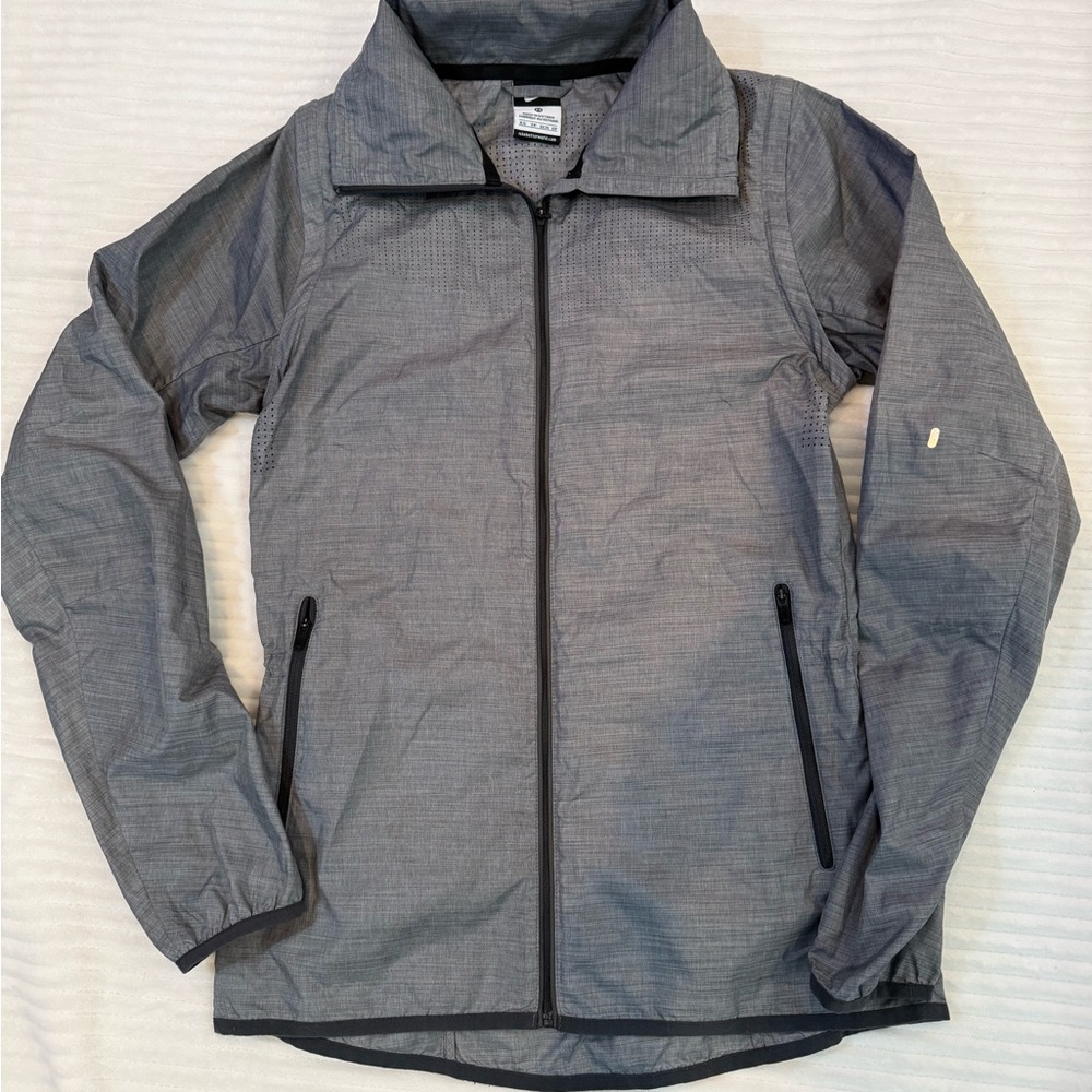 Nike Women’s Convertible Charcoal Running Windbreaker